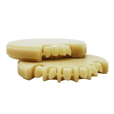 Dental Lab은 다층 PMMA Blank을 사용했습니다